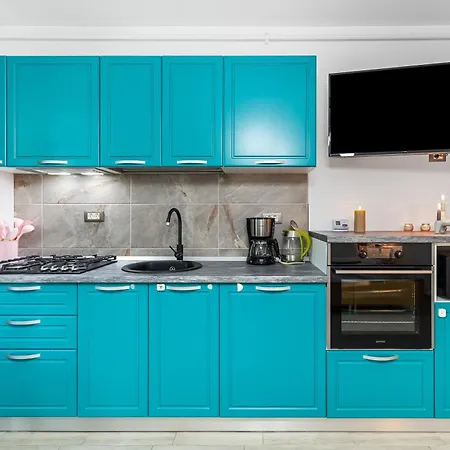 Eka - Pool & * Năvodari