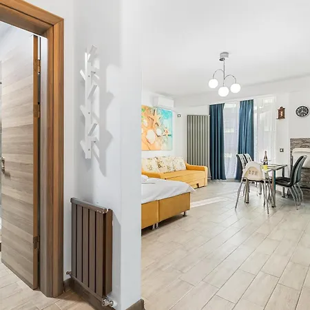 Eka - Pool & * Năvodari