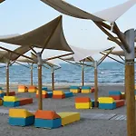 Eka - Pool & Apartment *