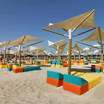 Eka - Pool & Apartment