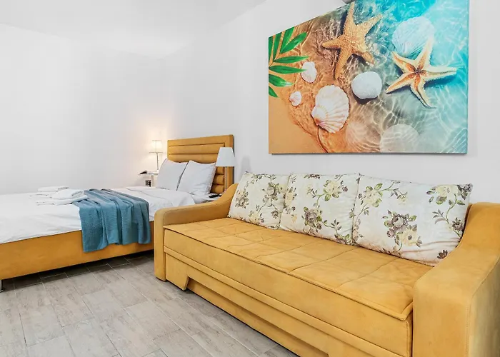 Appartement Eka - Pool & Năvodari