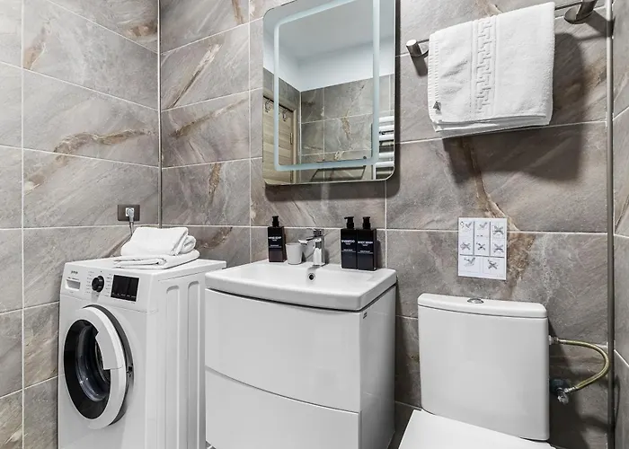 Eka - Pool & Appartement *