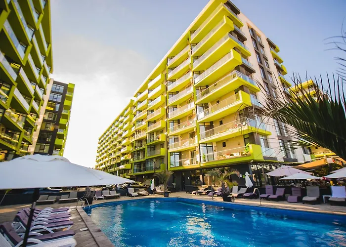 Eka - Pool & * Năvodari